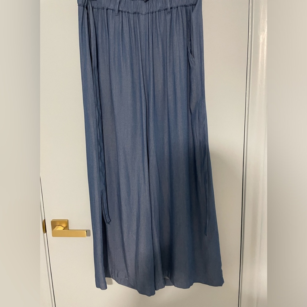 Johnny Was flowy wide leg pant with self tie belt.